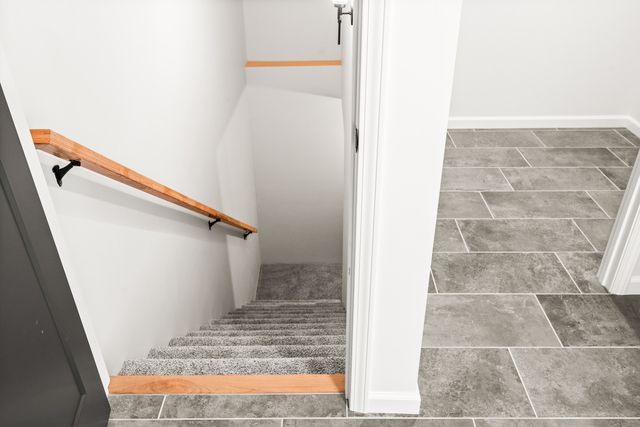 2513 Pampas Lane, Bloomington, IL 61705