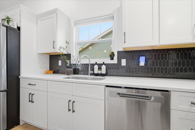 2513 Pampas Lane, Bloomington, IL 61705