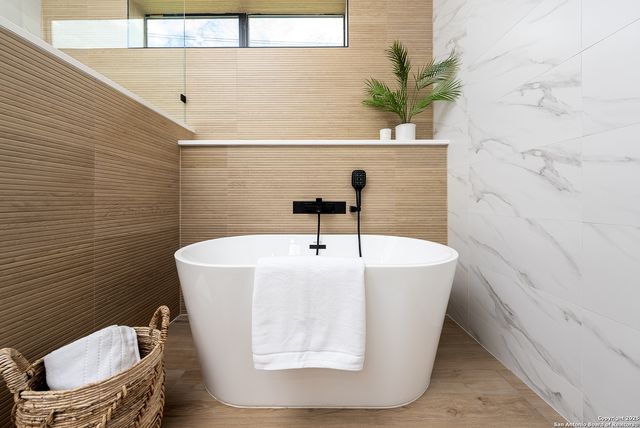 26617 Timberline Dr, San Antonio, TX 78260