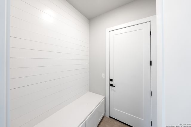 26617 Timberline Dr, San Antonio, TX 78260