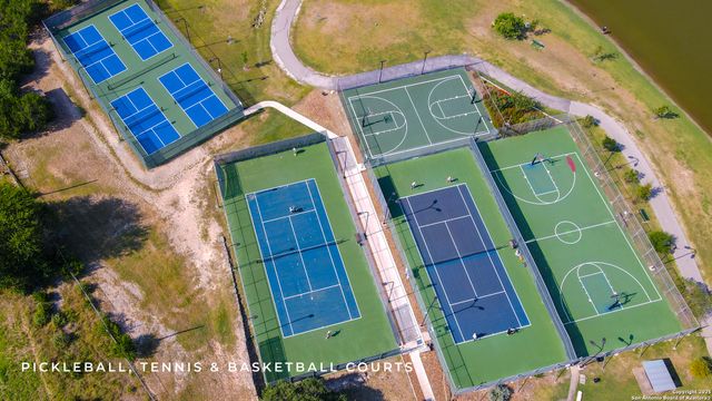 26617 Timberline Dr, San Antonio, TX 78260