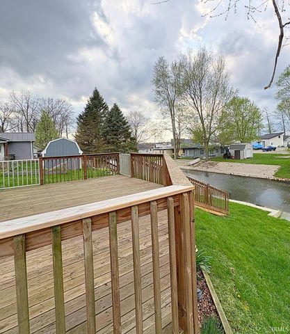 25 EMS W16A Lane, North Webster, IN 46555