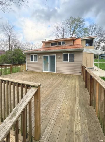25 EMS W16A Lane, North Webster, IN 46555