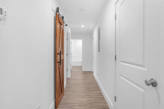 696 Oakland Ave, St Augustine, FL 32084