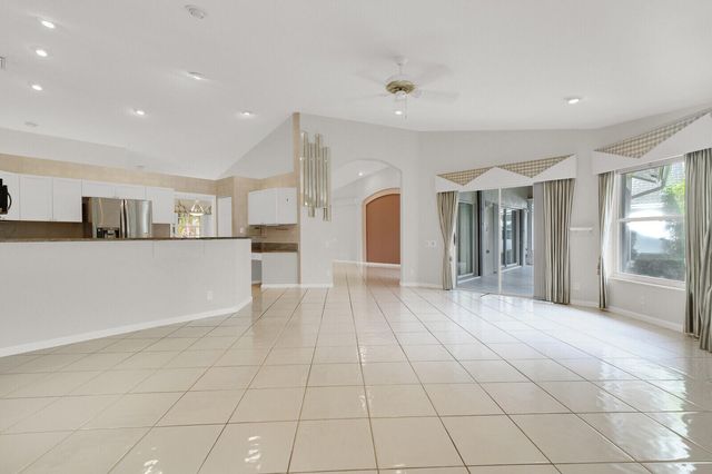 6151 Hook Lane, Boynton Beach, FL 33437