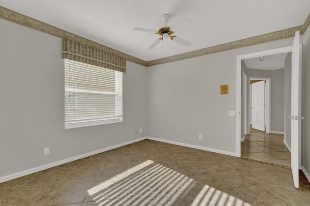 6151 Hook Lane, Boynton Beach, FL 33437