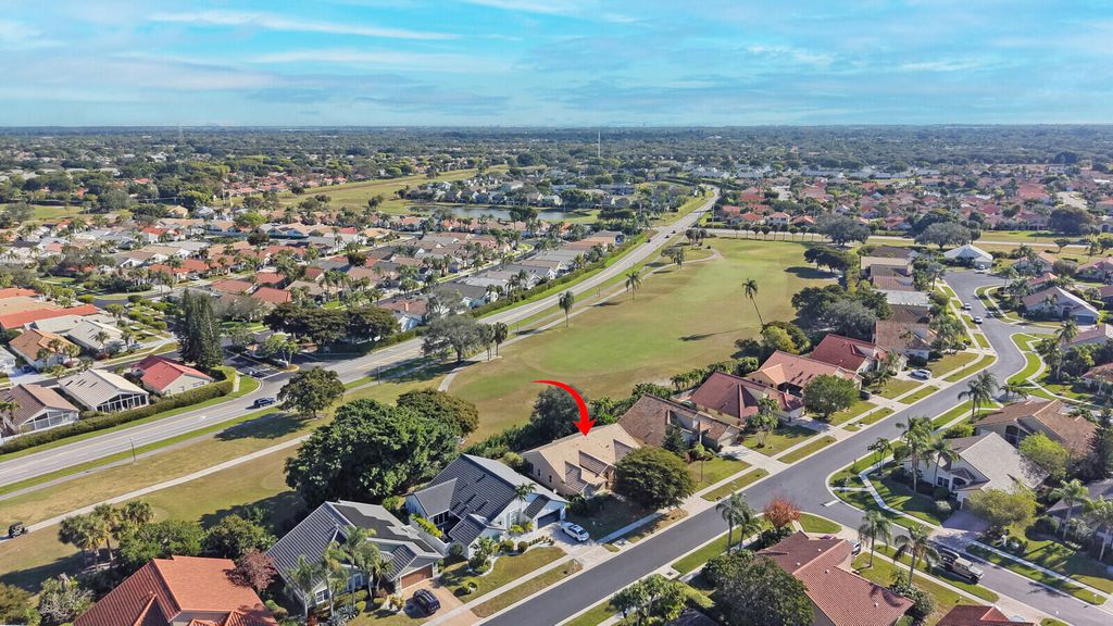 6151 Hook Lane, Boynton Beach, FL 33437