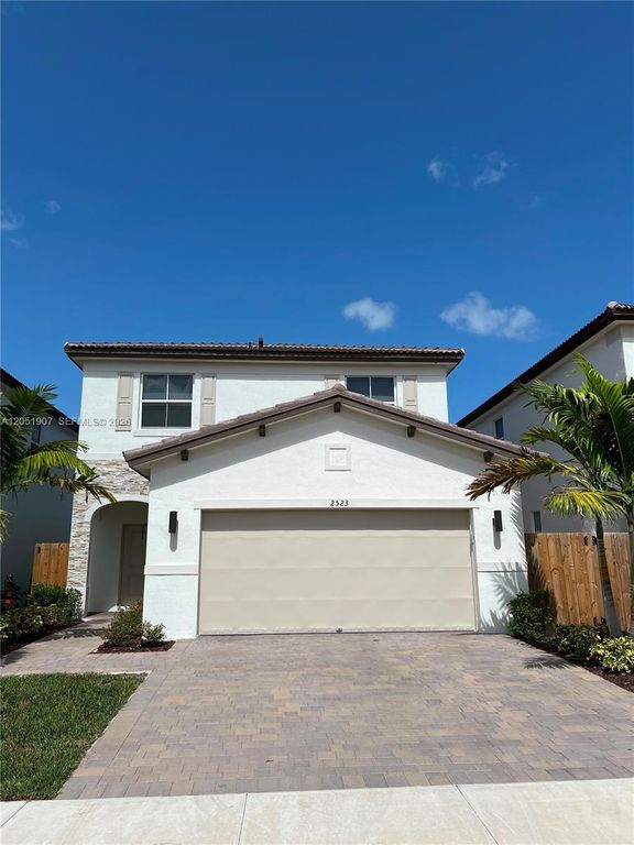 2523 SE 26th Terrace, Homestead, FL 33035