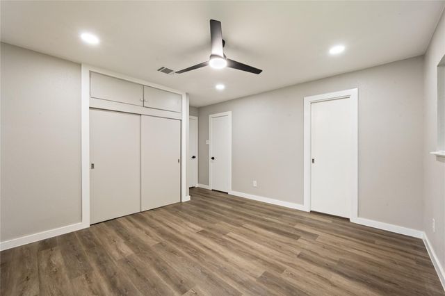 320 Burnett Drive, Baytown, TX 77520