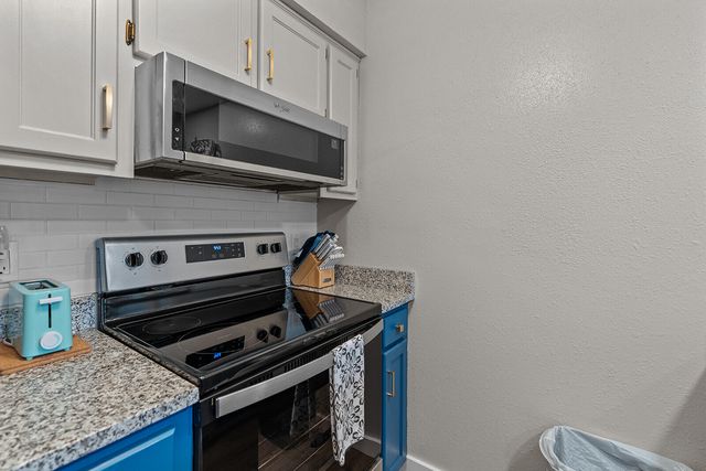 239 Notch Lane 6, Branson West, MO 65737