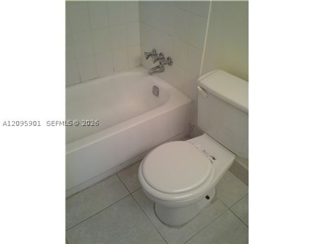 1801 S Treasure Dr 419, North Bay Village, FL 33141
