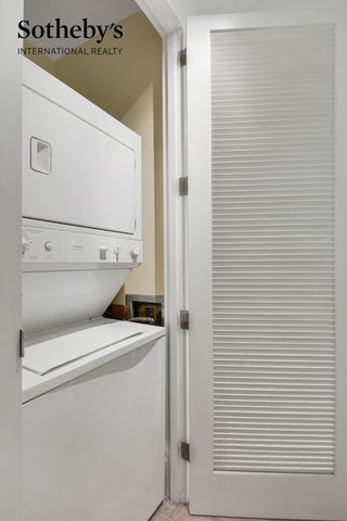 130 Fulton St Apt 5B, New York City, NY 10038