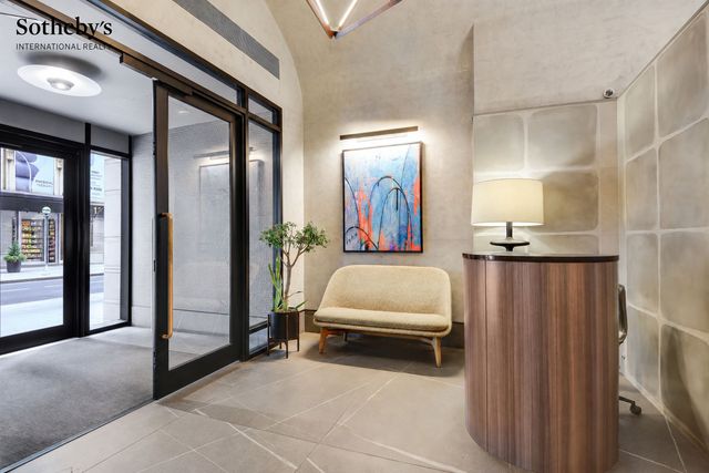 130 Fulton St Apt 5B, New York City, NY 10038