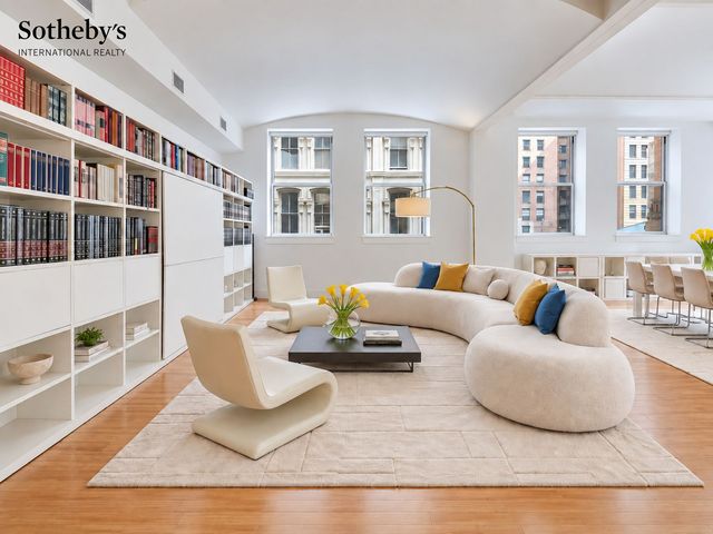 130 Fulton St Apt 5B, New York City, NY 10038