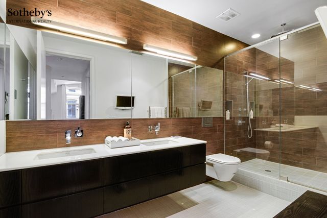 130 Fulton St Apt 5B, New York City, NY 10038