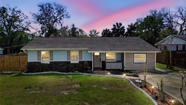 135 CARACAS ROAD, Debary, FL 32713