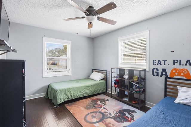 135 CARACAS ROAD, Debary, FL 32713