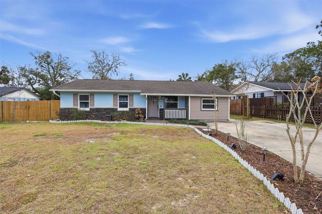 135 CARACAS ROAD, Debary, FL 32713