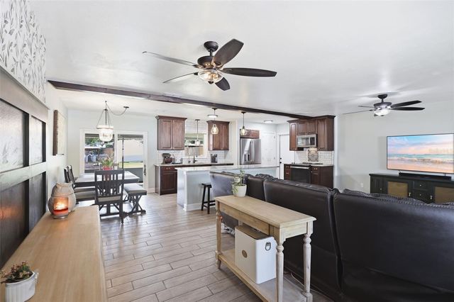 135 CARACAS ROAD, Debary, FL 32713