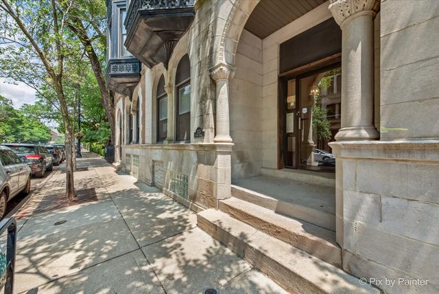 2123 N CLARK Street 3R, Chicago, IL 60614