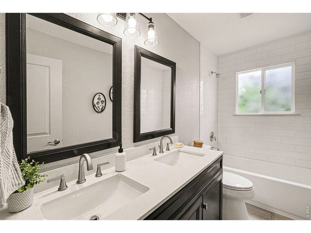 2119 Sheffield Dr, Fort Collins, CO 80526