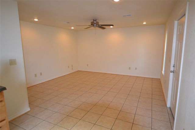 253 Old Groveton Road S, Onalaska, TX 77360