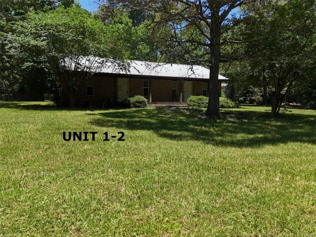 253 Old Groveton Road S, Onalaska, TX 77360