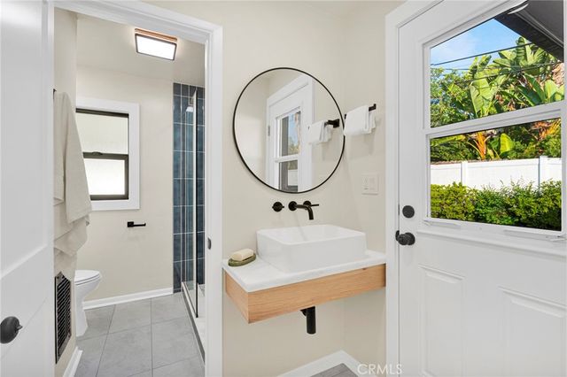 195 Anita Drive, Pasadena, CA 91105