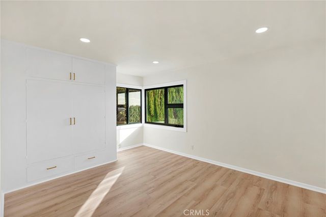 195 Anita Drive, Pasadena, CA 91105