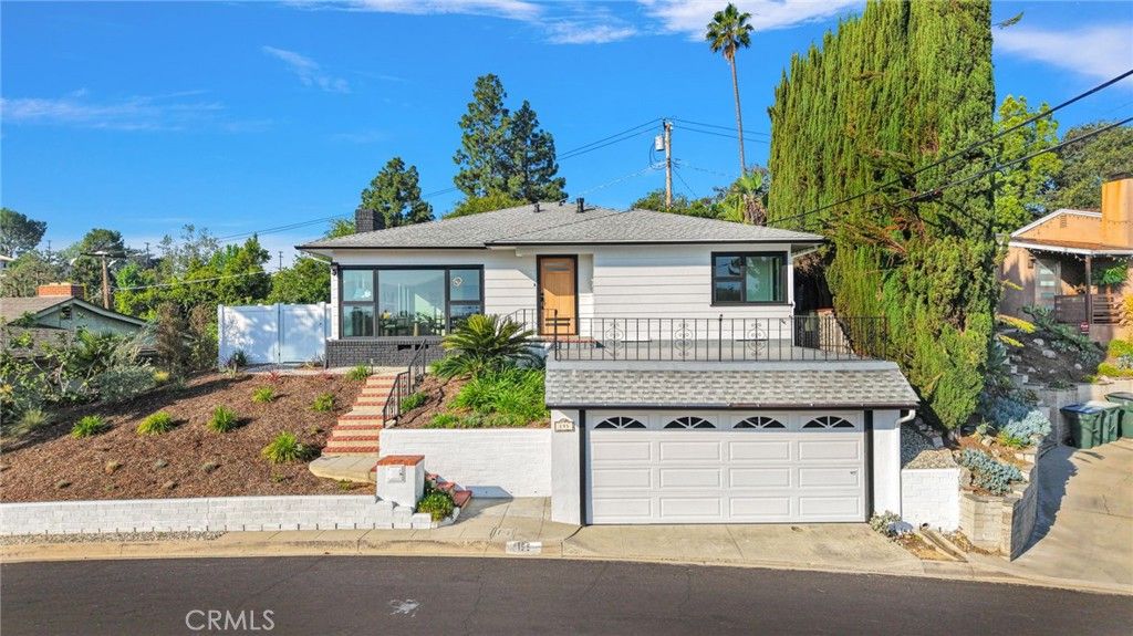 Image 1 of property listing at 195 Anita Drive, Pasadena, CA 91105