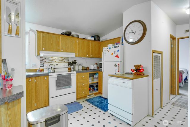 24502 V Lane, Ocean Park, WA 98640