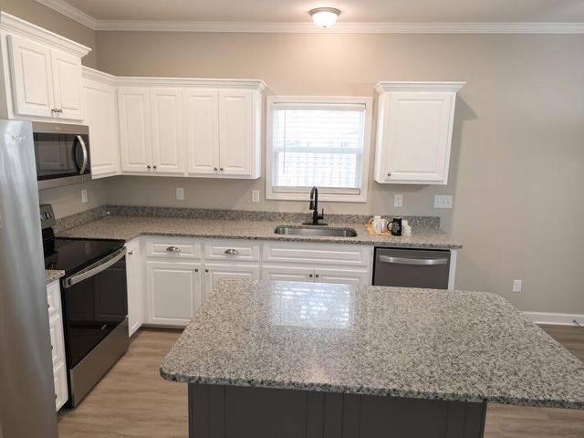 1788 Trawick Road, Dothan, AL 36305