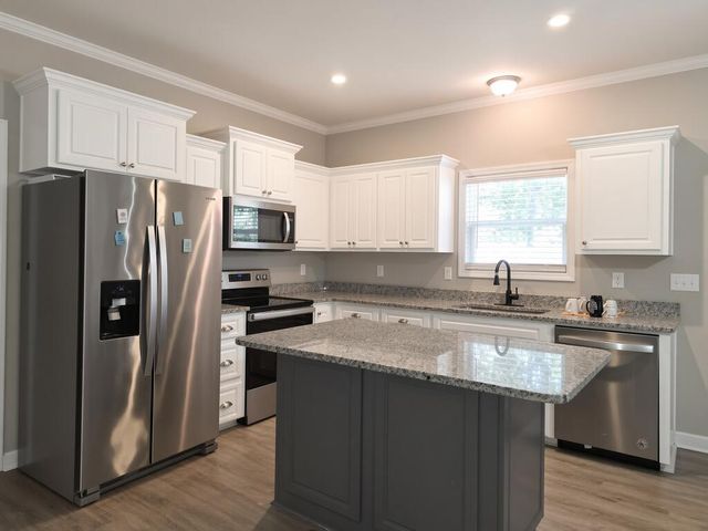 1788 Trawick Road, Dothan, AL 36305