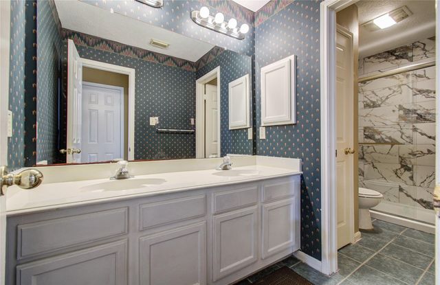 16218 Ruffian Drive, Friendswood, TX 77546