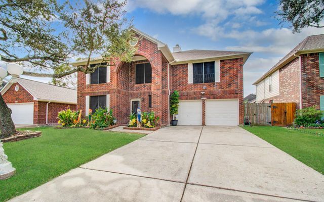 16218 Ruffian Drive, Friendswood, TX 77546