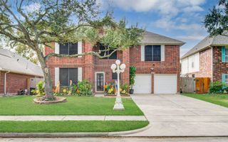 16218 Ruffian Drive, Friendswood, TX 77546