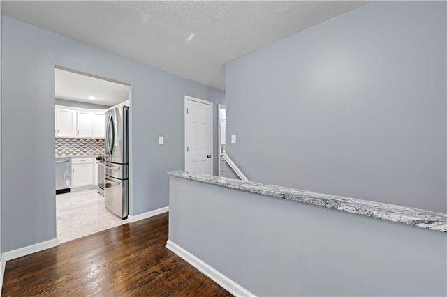 7404 Willow Avenue, Raytown, MO 64133
