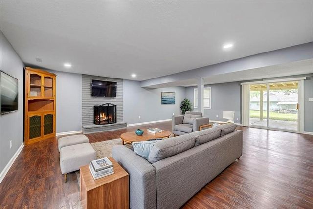 7404 Willow Avenue, Raytown, MO 64133