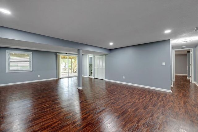 7404 Willow Avenue, Raytown, MO 64133