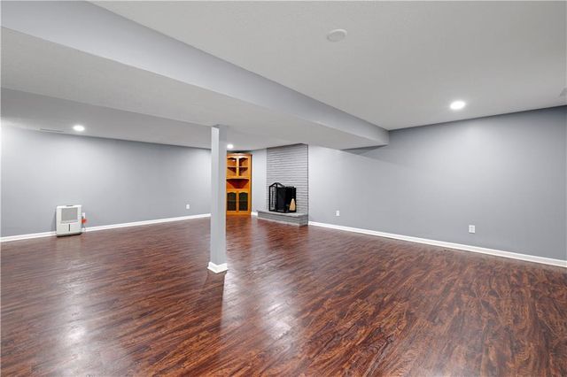 7404 Willow Avenue, Raytown, MO 64133