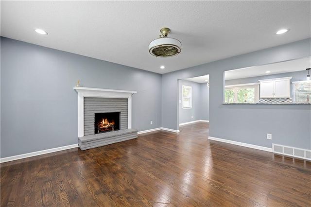 7404 Willow Avenue, Raytown, MO 64133