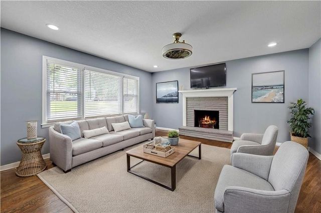 7404 Willow Avenue, Raytown, MO 64133