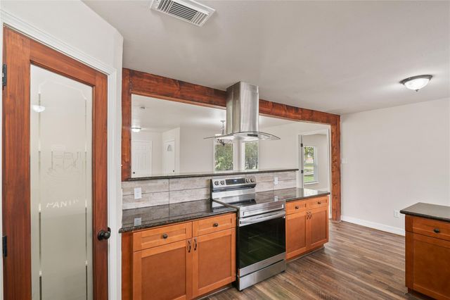 1622 Hollow Hook Road, Houston, TX 77080