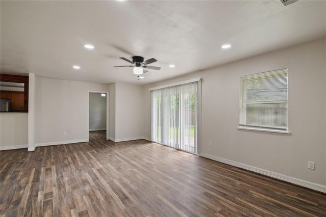 1622 Hollow Hook Road, Houston, TX 77080