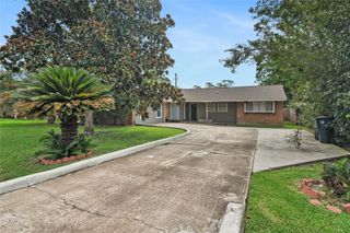 1622 Hollow Hook Road, Houston, TX 77080
