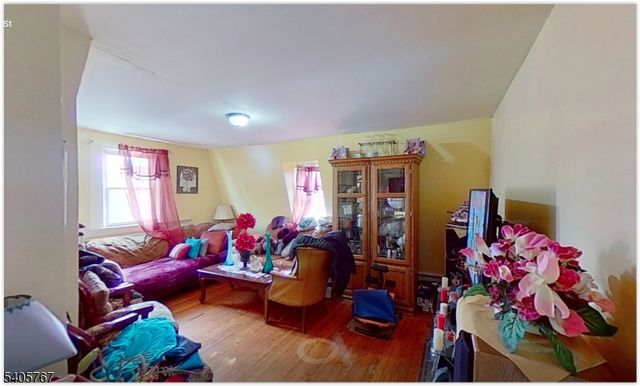 157 N 14Th St, East Orange City, NJ 07017