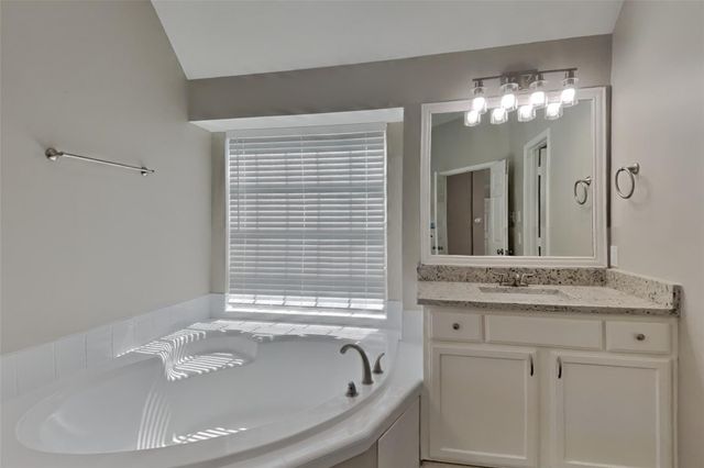 18803 Racquet Sports Way, Humble, TX 77346