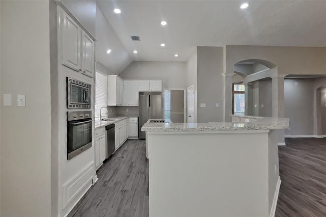 18803 Racquet Sports Way, Humble, TX 77346