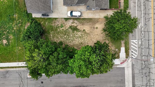 1432 Evans Avenue, Fort Worth, TX 76104