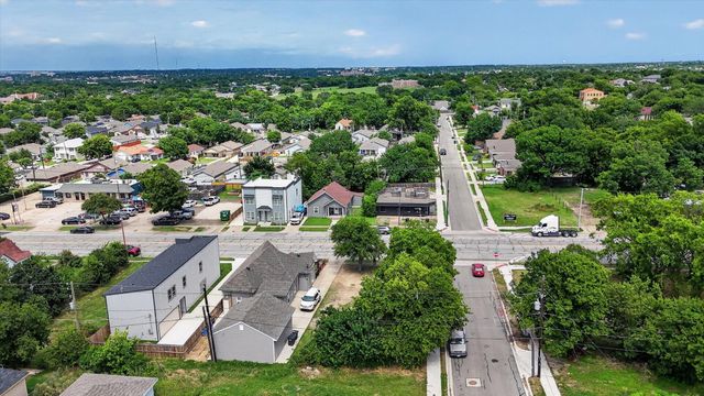 1432 Evans Avenue, Fort Worth, TX 76104